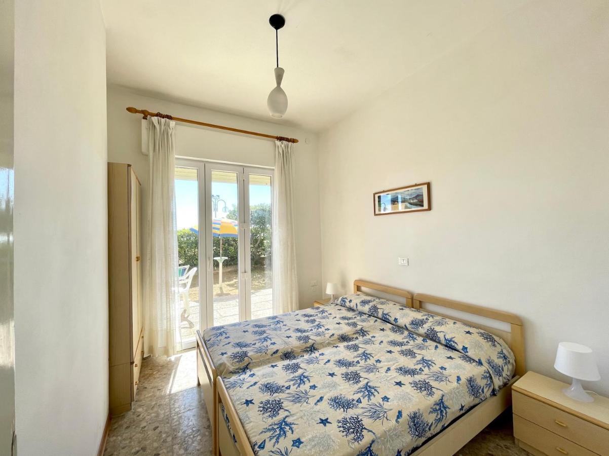 Villa Fronte Mare-Carraro Immobiliare Jesolo - Family Apartments Exterior photo