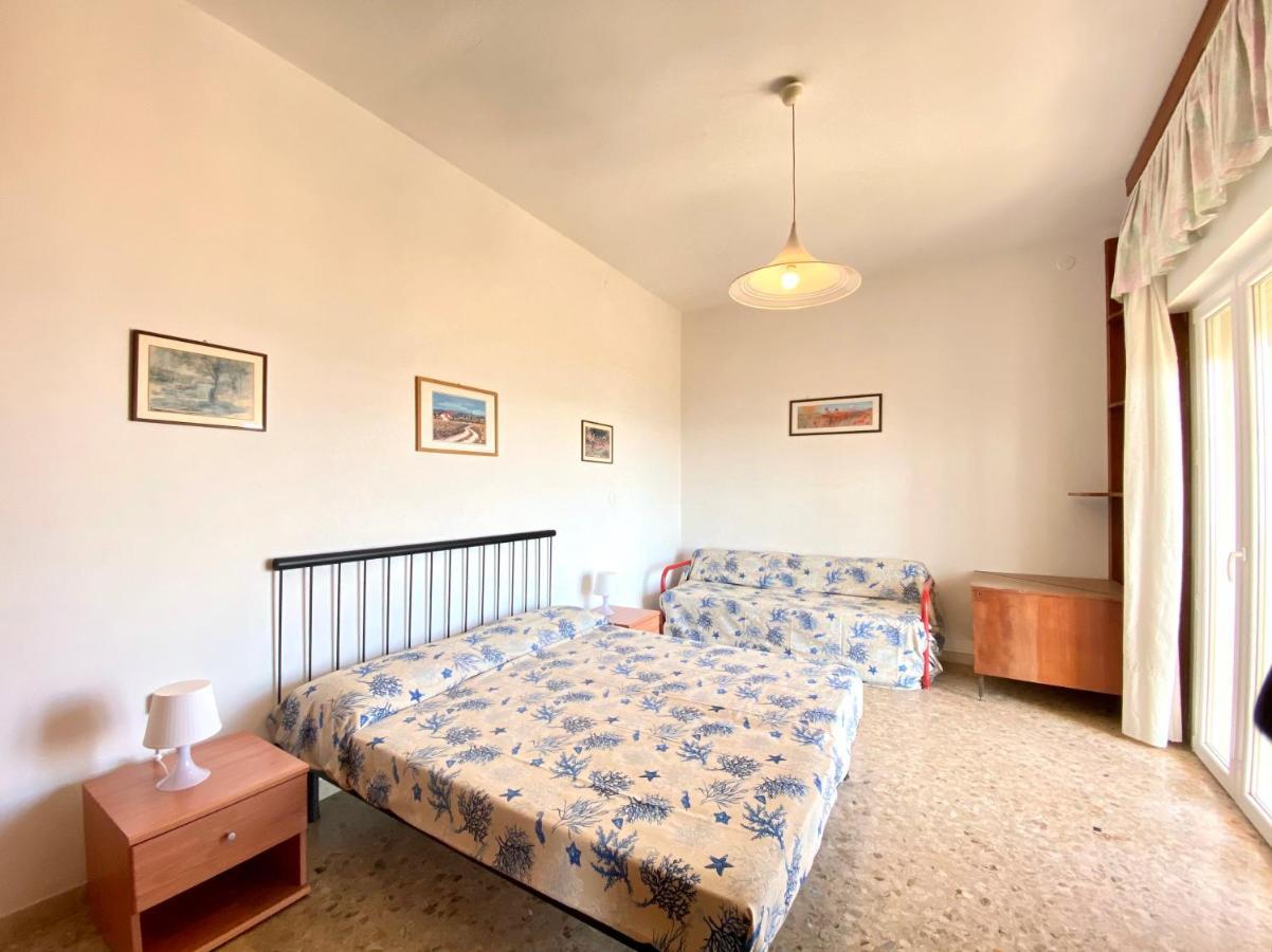 Villa Fronte Mare-Carraro Immobiliare Jesolo - Family Apartments Exterior photo